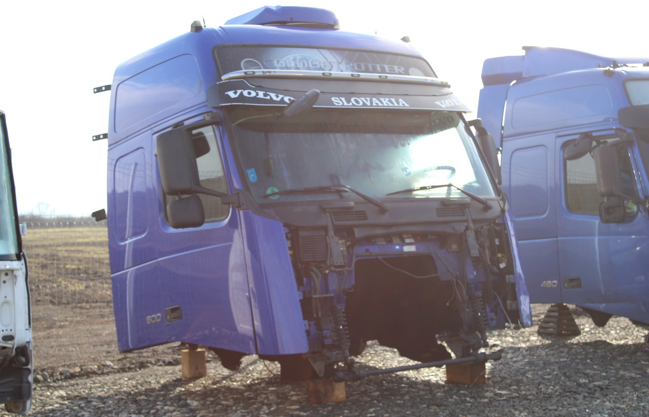 CABINA VOLVO FH13 GLOBETROTTER L2H3 - Cabina para Camión: foto 3 CABINA VOLVO FH13 GLOBETROTTER L2H3 - Cabina para Camión: foto 3
