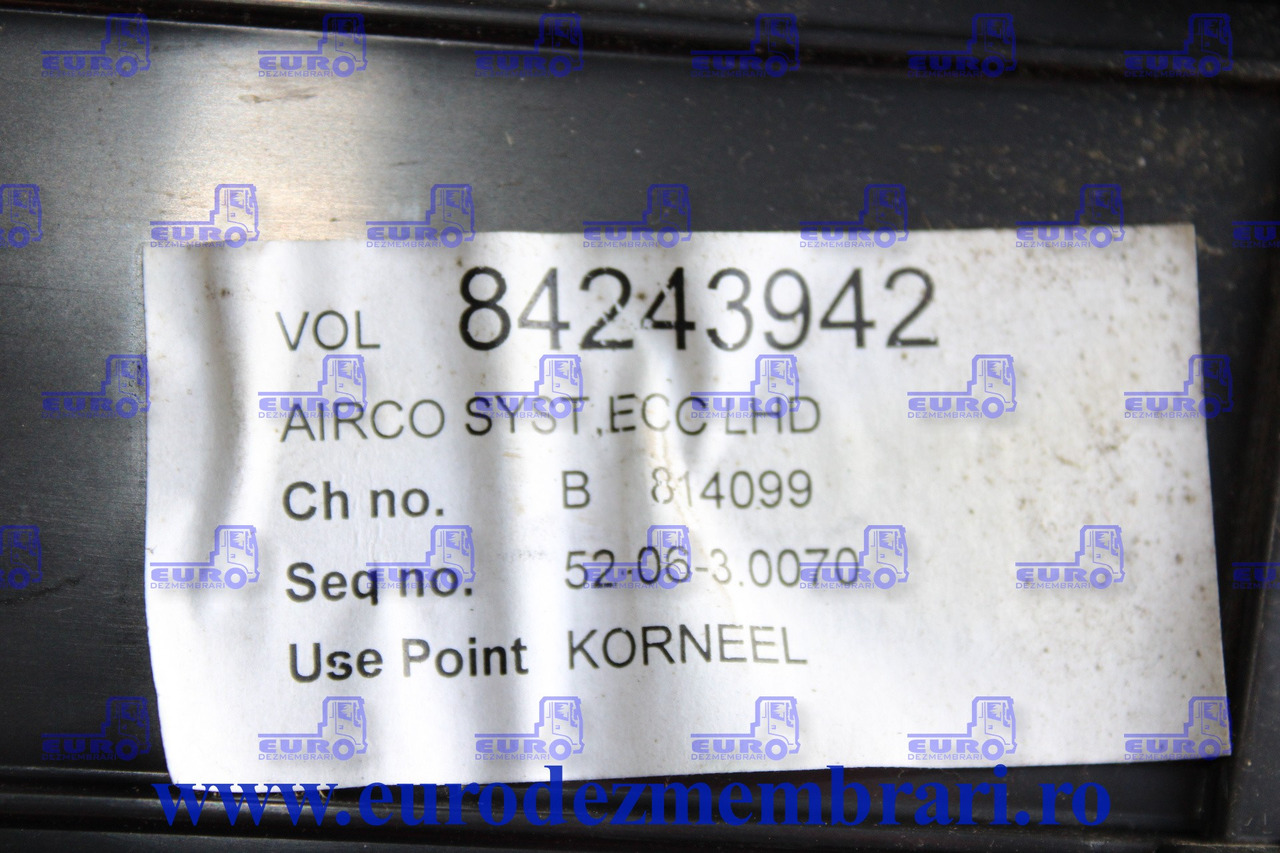 CARCASA SISTEM CLIMATIZARE VOLVO FH4 84243942 - Pieza de aire acondicionado para Camión: foto 3 CARCASA SISTEM CLIMATIZARE VOLVO FH4 84243942 - Pieza de aire acondicionado para Camión: foto 3