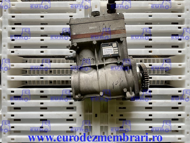 COMPRESOR AER MERCEDES ACTROS MP4 OM470LA A4701303715, A4701302015 - Compresor para Camión: foto 1 COMPRESOR AER MERCEDES ACTROS MP4 OM470LA A4701303715, A4701302015 - Compresor para Camión: foto 1
