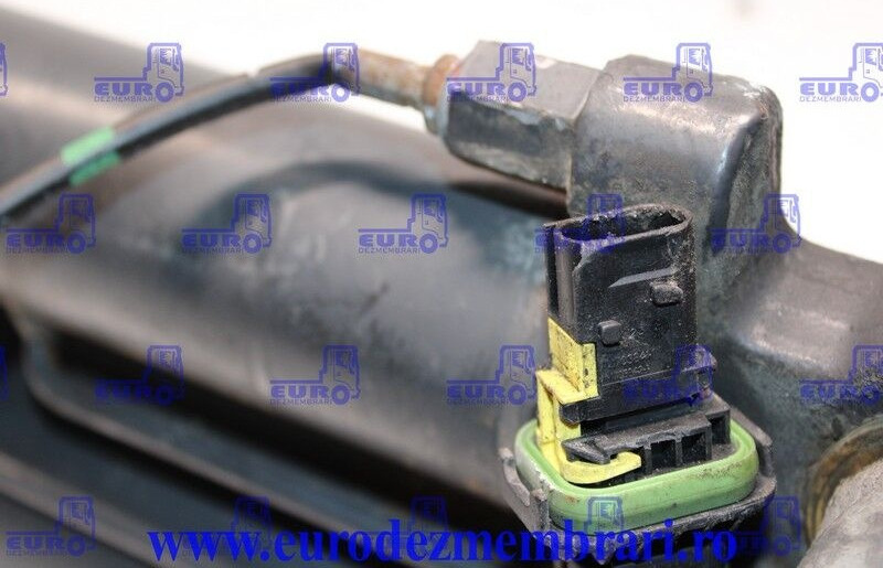 Mercedes-Benz ACTROS MP4 ELECTRICAL A0035530105 - Cilindro hidráulico para Camión: foto 2 Mercedes-Benz ACTROS MP4 ELECTRICAL A0035530105 - Cilindro hidráulico para Camión: foto 2