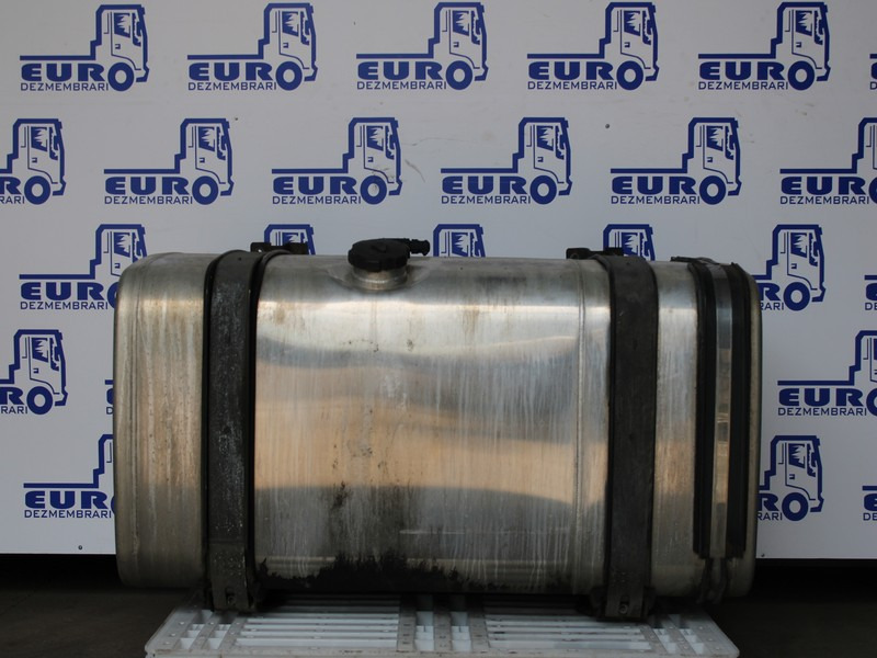 REZERVOR COMBUSTIBIL MAN TGX 500L L L=130 l=70 H=70 81.12201.5866, 81.12201.5835, 81.12201.5885 - Depósito de combustible para Camión: foto 1 REZERVOR COMBUSTIBIL MAN TGX 500L L L=130 l=70 H=70 81.12201.5866, 81.12201.5835, 81.12201.5885 - Depósito de combustible para Camión: foto 1