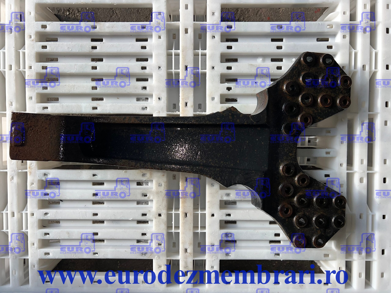 SUPORT SPATE MAN TGS 81.43215.3050 - Bastidor/ Chasis para Camión: foto 2 SUPORT SPATE MAN TGS 81.43215.3050 - Bastidor/ Chasis para Camión: foto 2
