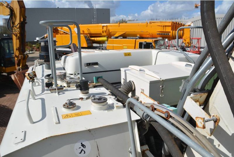 Liebherr R 946 LC-V Long Reach - Excavadora: foto 5 Liebherr R 946 LC-V Long Reach - Excavadora: foto 5