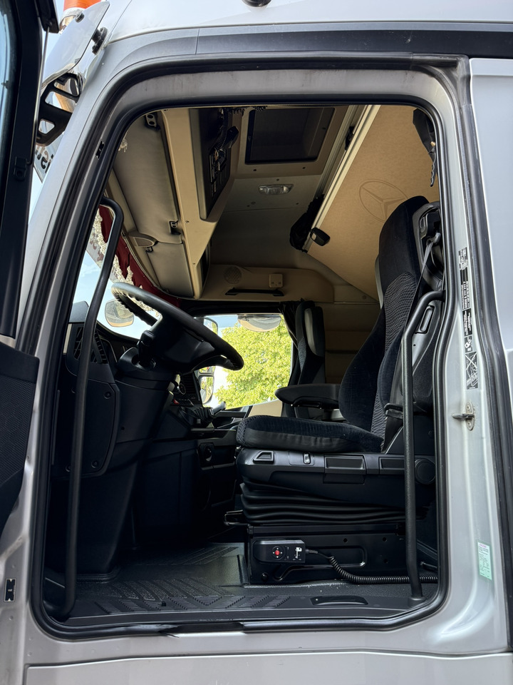 Leasing financiero de Mercedes-Benz 2015 Actros 4158 SLT 8x4 (ZGG 155 t) leasing Mercedes-Benz 2015 Actros 4158 SLT 8x4 (ZGG 155 t): foto 10