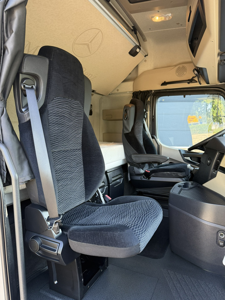 Leasing financiero de Mercedes-Benz 2015 Actros 4158 SLT 8x4 (ZGG 155 t) leasing Mercedes-Benz 2015 Actros 4158 SLT 8x4 (ZGG 155 t): foto 18