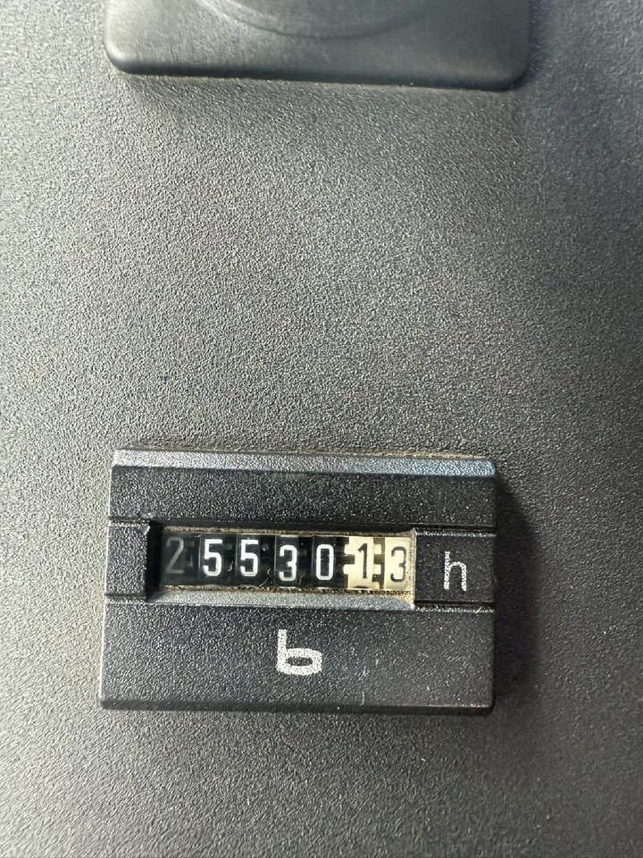 Autogrúa Liebherr LTM 1055-3.1 (05 - 055 855) | 6 x 6: foto 17