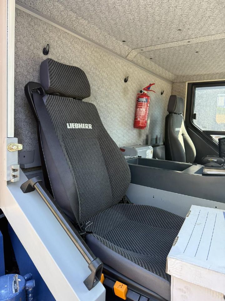 Leasing financiero de  Liebherr LTM 1070-4.1 (08 - 059 580) leasing Liebherr LTM 1070-4.1 (08 - 059 580): foto 22