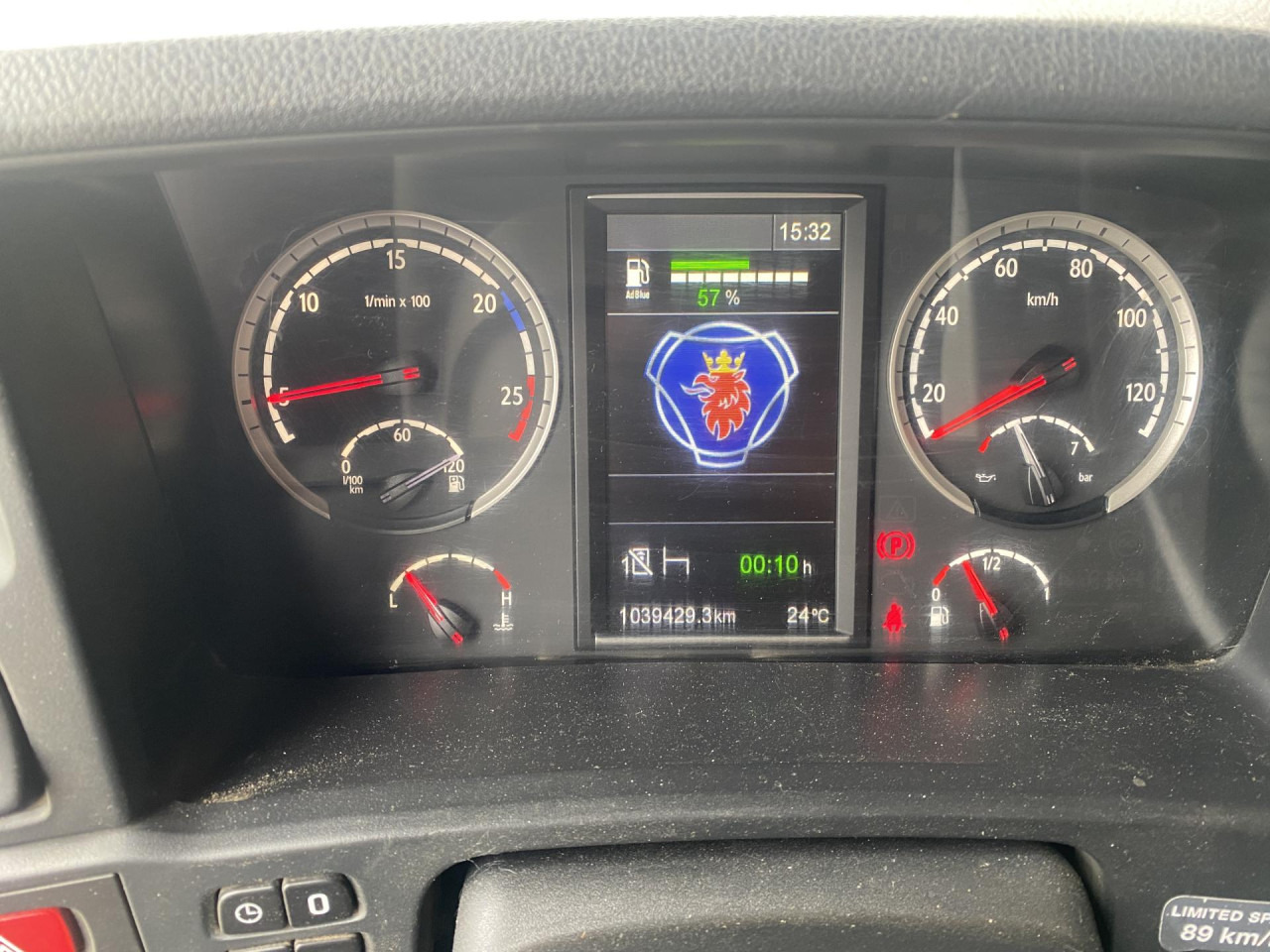 SCANIA R 450 CB6x4HHA - Chasis camión: foto 2 SCANIA R 450 CB6x4HHA - Chasis camión: foto 2