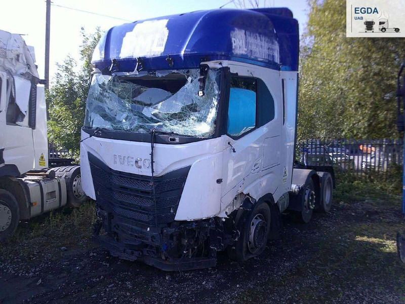 Iveco S-WAY - Cabeza tractora: foto 1 Iveco S-WAY - Cabeza tractora: foto 1