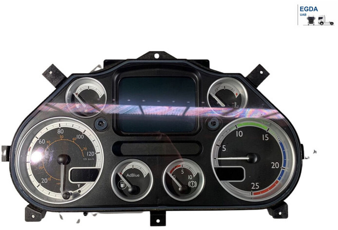 DAF 105 - Salpicadero: foto 1 DAF 105 - Salpicadero: foto 1