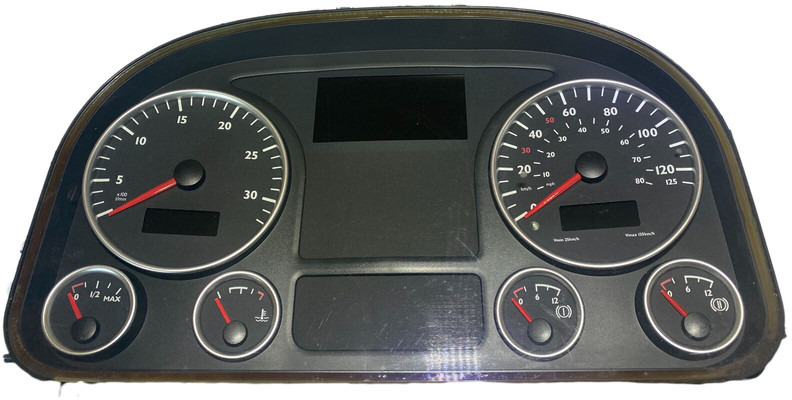 MAN - Salpicadero: foto 1 MAN - Salpicadero: foto 1