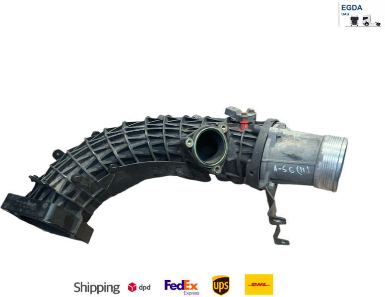 Mercedes-Benz - Tubo de admisión de aire: foto 1 Mercedes-Benz - Tubo de admisión de aire: foto 1