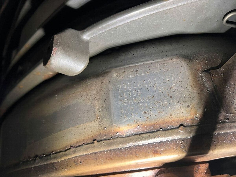 Volvo 23046481 P03 - Convertidor catalítico: foto 4 Volvo 23046481 P03 - Convertidor catalítico: foto 4