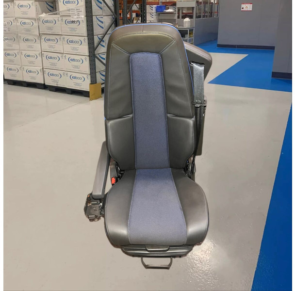 Volvo FH 5 / Aero - Asiento: foto 3 Volvo FH 5 / Aero - Asiento: foto 3