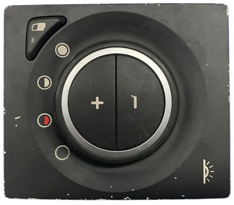 Volvo FM11 22049578 - Salpicadero: foto 1 Volvo FM11 22049578 - Salpicadero: foto 1