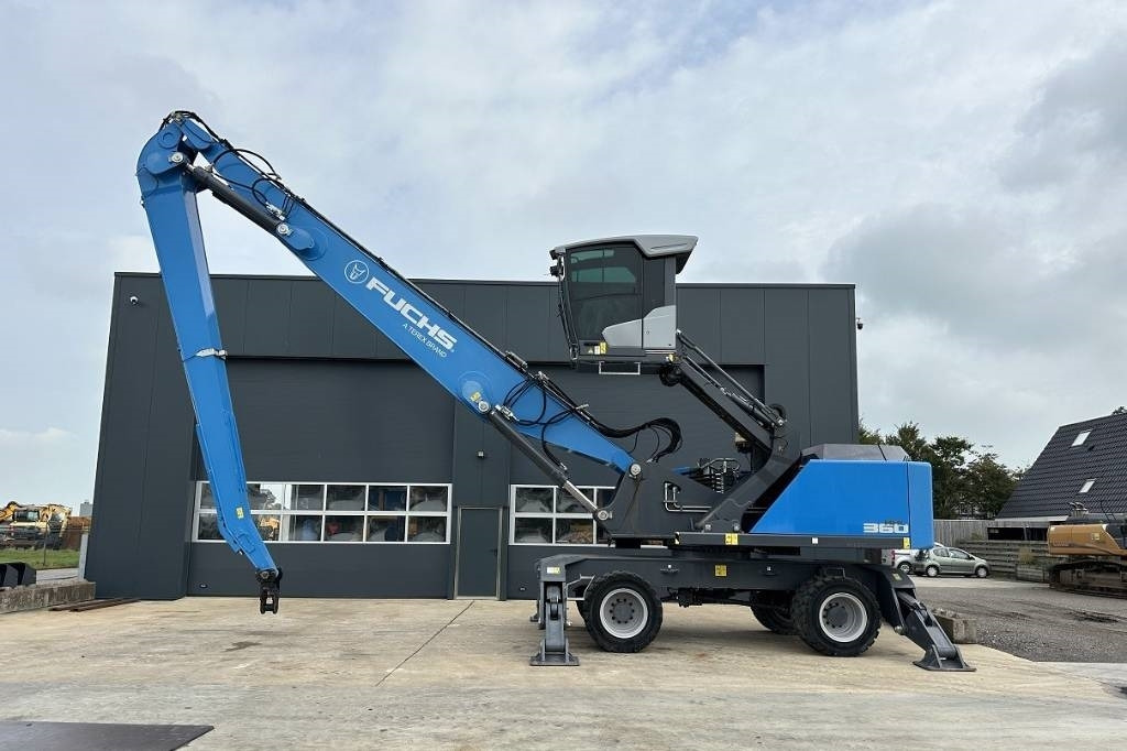 Fuchs MHL 360 F - Manipulador de materiales: foto 1 Fuchs MHL 360 F - Manipulador de materiales: foto 1