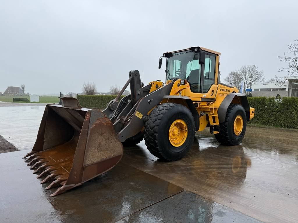 Volvo L 120 F - Cargadora de ruedas: foto 2 Volvo L 120 F - Cargadora de ruedas: foto 2