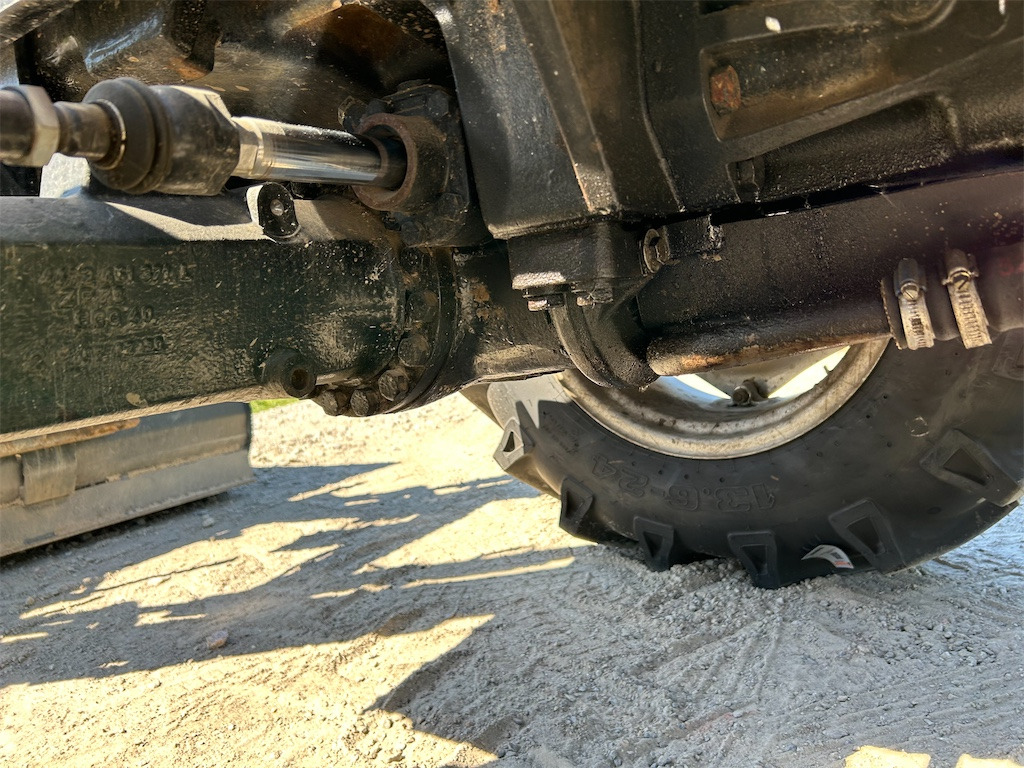Tractor CASE INT 844 AXL: foto 30