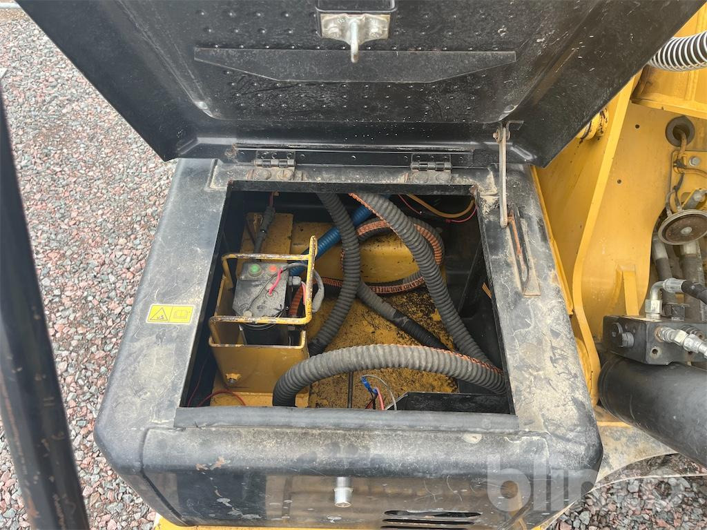 Excavadora de cadenas CAT 312EL: foto 33 Excavadora de cadenas CAT 312EL: foto 33