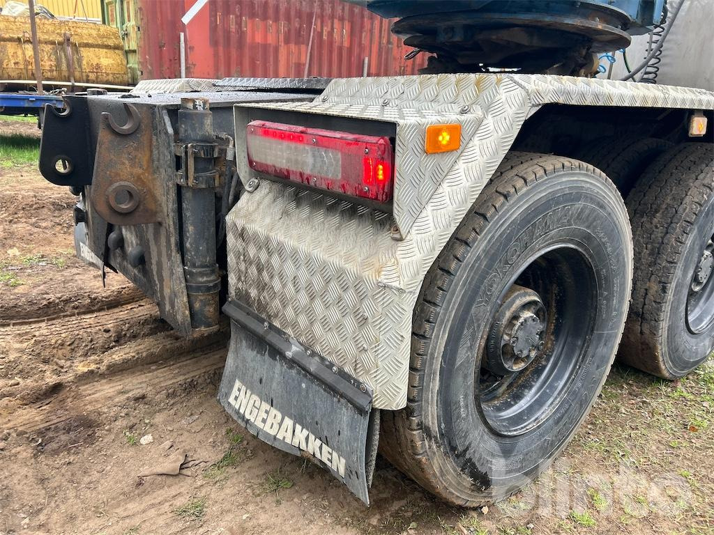 Cabeza tractora, Portavehículos semirremolque Dragbil / VOLVO FH16 660 med 5:e axel och maskinsläp / Säljes som ekipage: foto 24