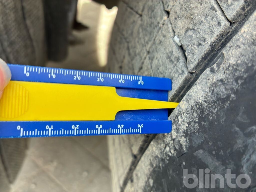 Cabeza tractora IVECO: foto 49