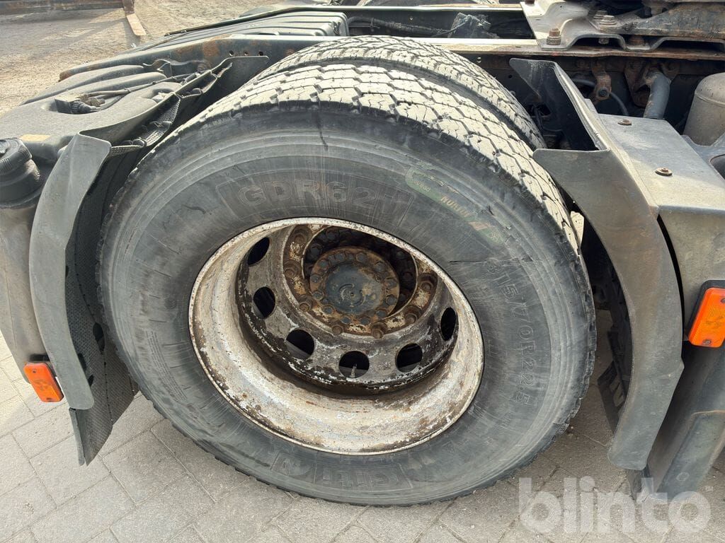Cabeza tractora IVECO: foto 50