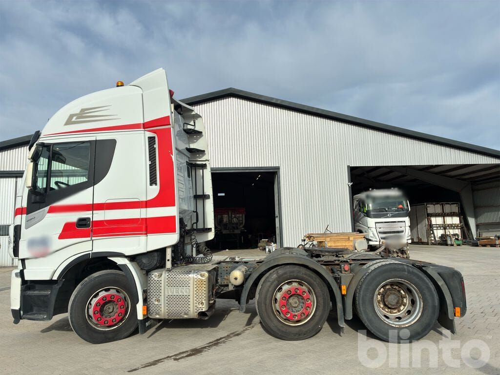 Cabeza tractora IVECO: foto 7 Cabeza tractora IVECO: foto 7