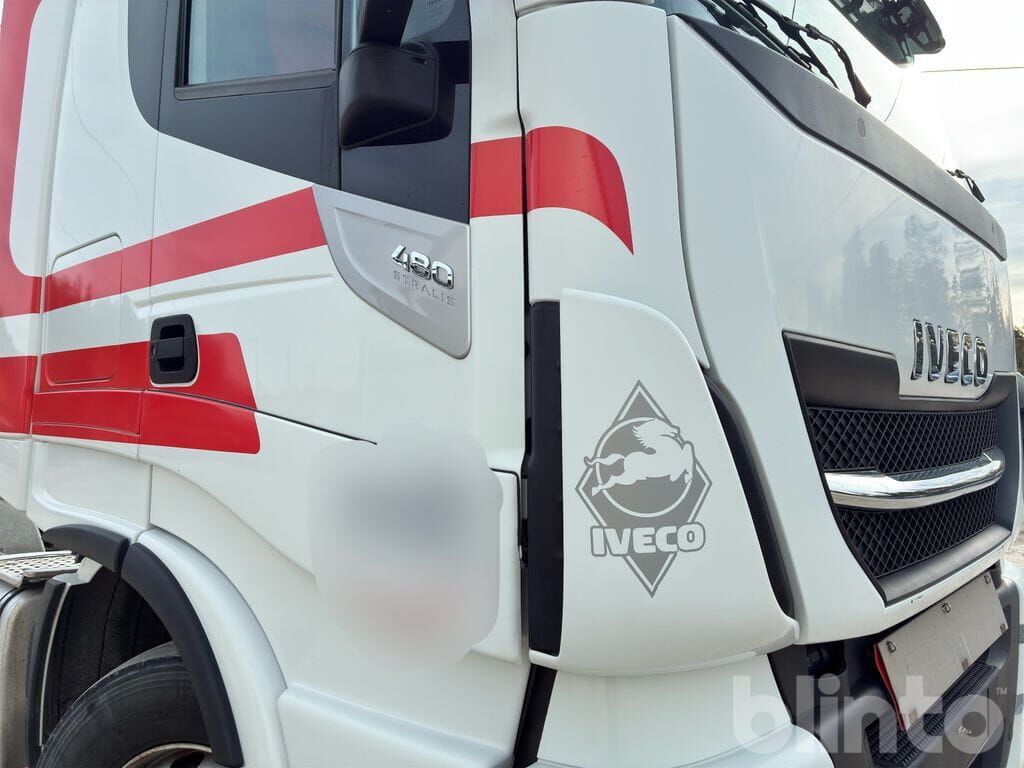 Cabeza tractora IVECO: foto 26 Cabeza tractora IVECO: foto 26