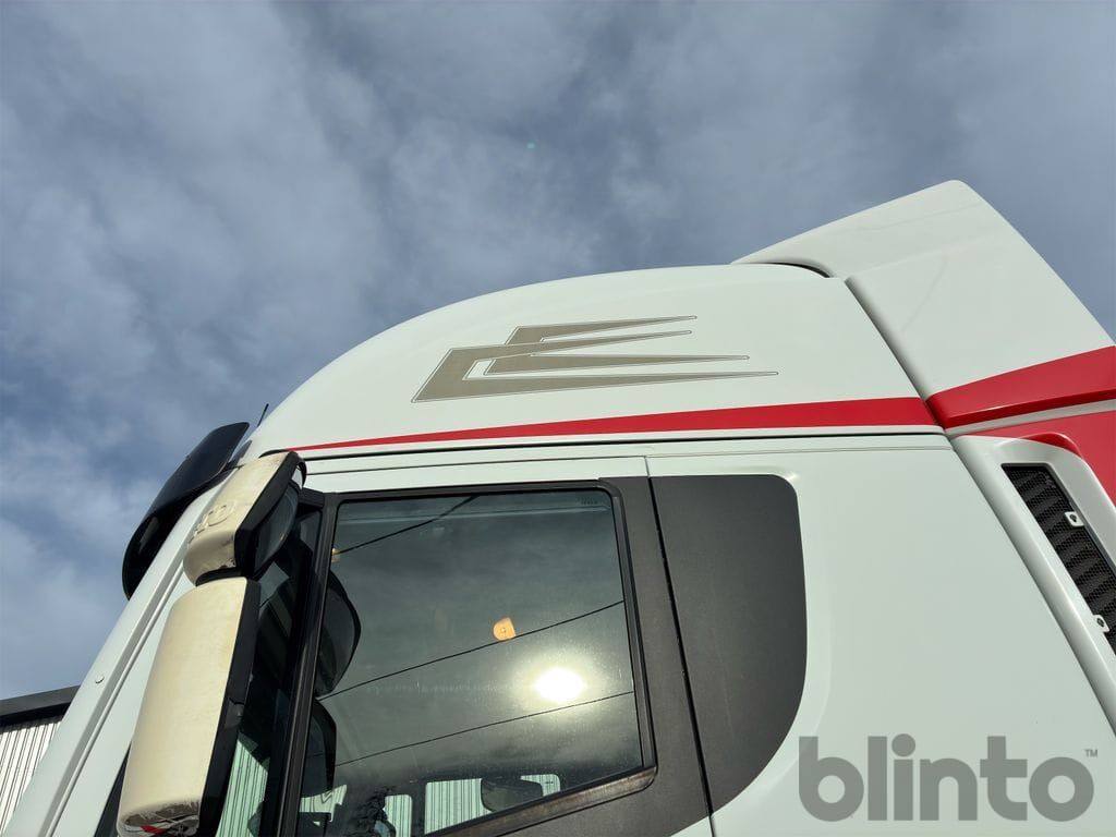 Cabeza tractora IVECO: foto 8 Cabeza tractora IVECO: foto 8