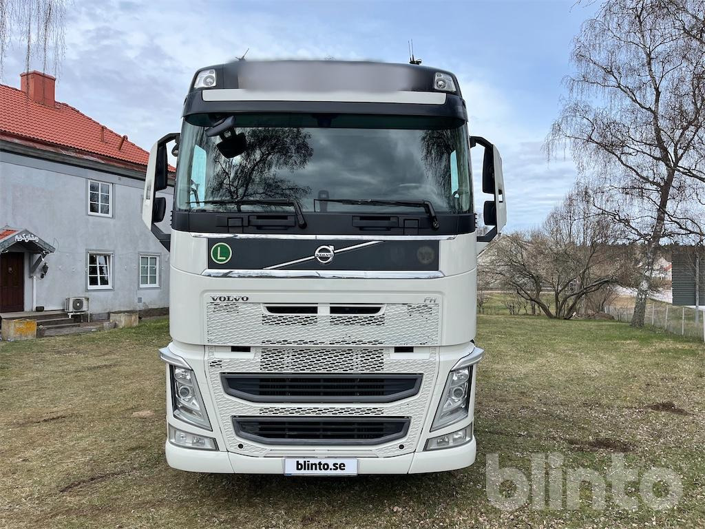VOLVO FH 6*2 - Cabeza tractora: foto 2 VOLVO FH 6*2 - Cabeza tractora: foto 2