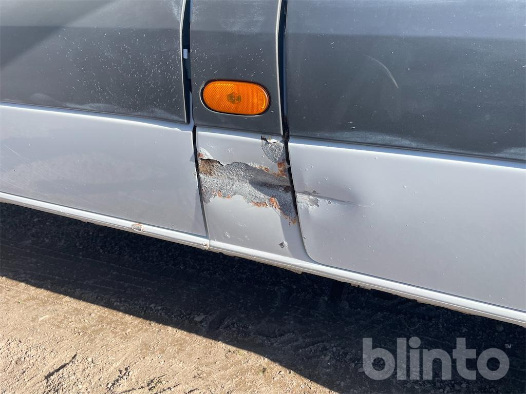 Camión MERCEDES BENZ 906BA50: foto 46