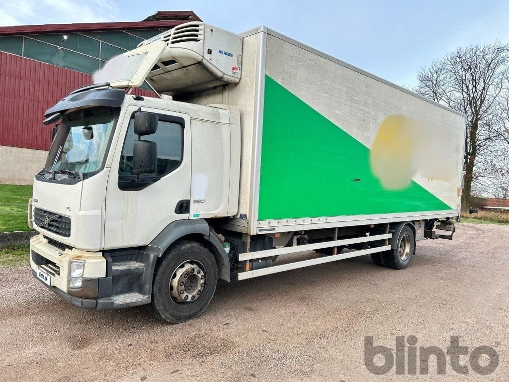VOLVO FL 4*2 - Camión: foto 1 VOLVO FL 4*2 - Camión: foto 1
