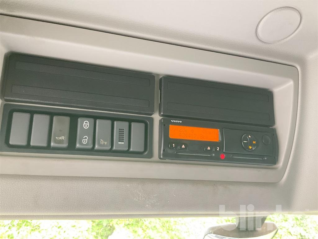 Camión VOLVO FL 4*2: foto 36