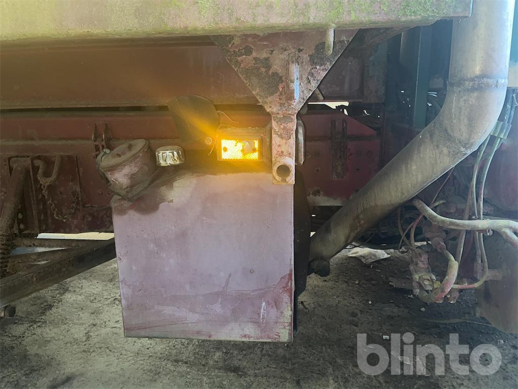 Camión VOLVO N10 6X2 420: foto 38