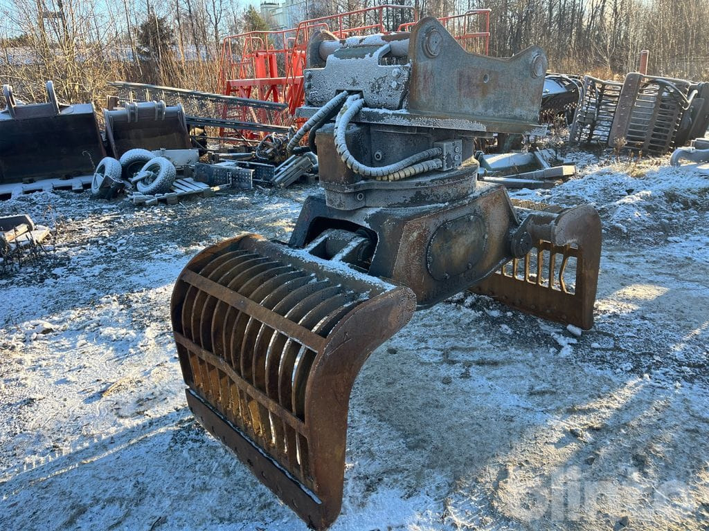 Caterpillar Oilquick - Pinza de manipulación: foto 2 Caterpillar Oilquick - Pinza de manipulación: foto 2