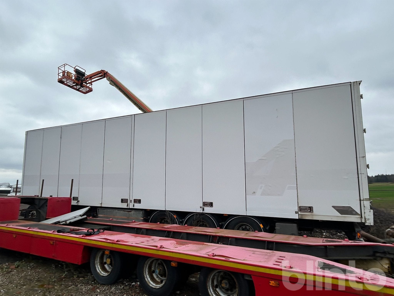 Ekeri/Krone - Caja cerrada semirremolque, Remolque dolly: foto 4 Ekeri/Krone - Caja cerrada semirremolque, Remolque dolly: foto 4