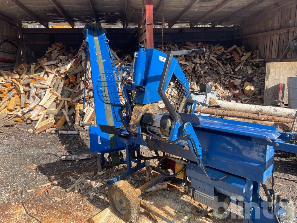 Eldriven Bonnet med transportör - Trituradora de madera: foto 3 Eldriven Bonnet med transportör - Trituradora de madera: foto 3
