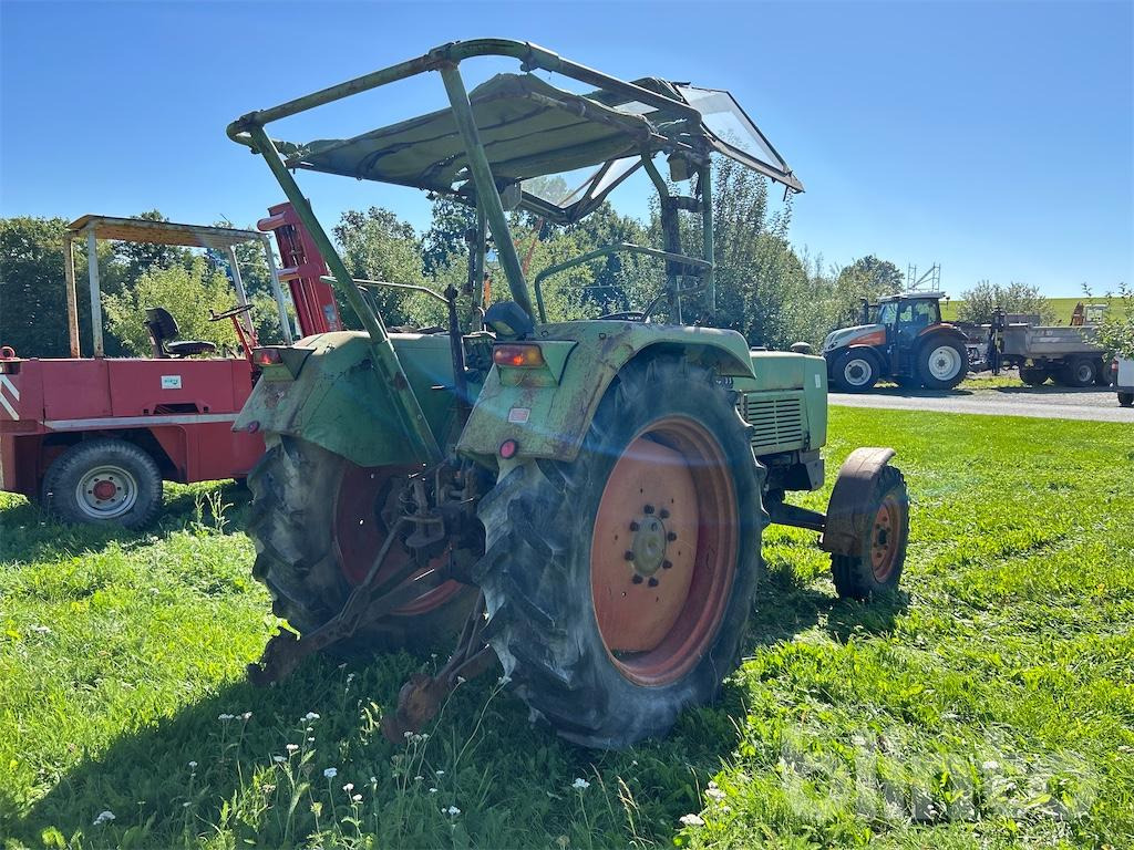 Fendt Farmer 3s 103 - Tractor: foto 3 Fendt Farmer 3s 103 - Tractor: foto 3