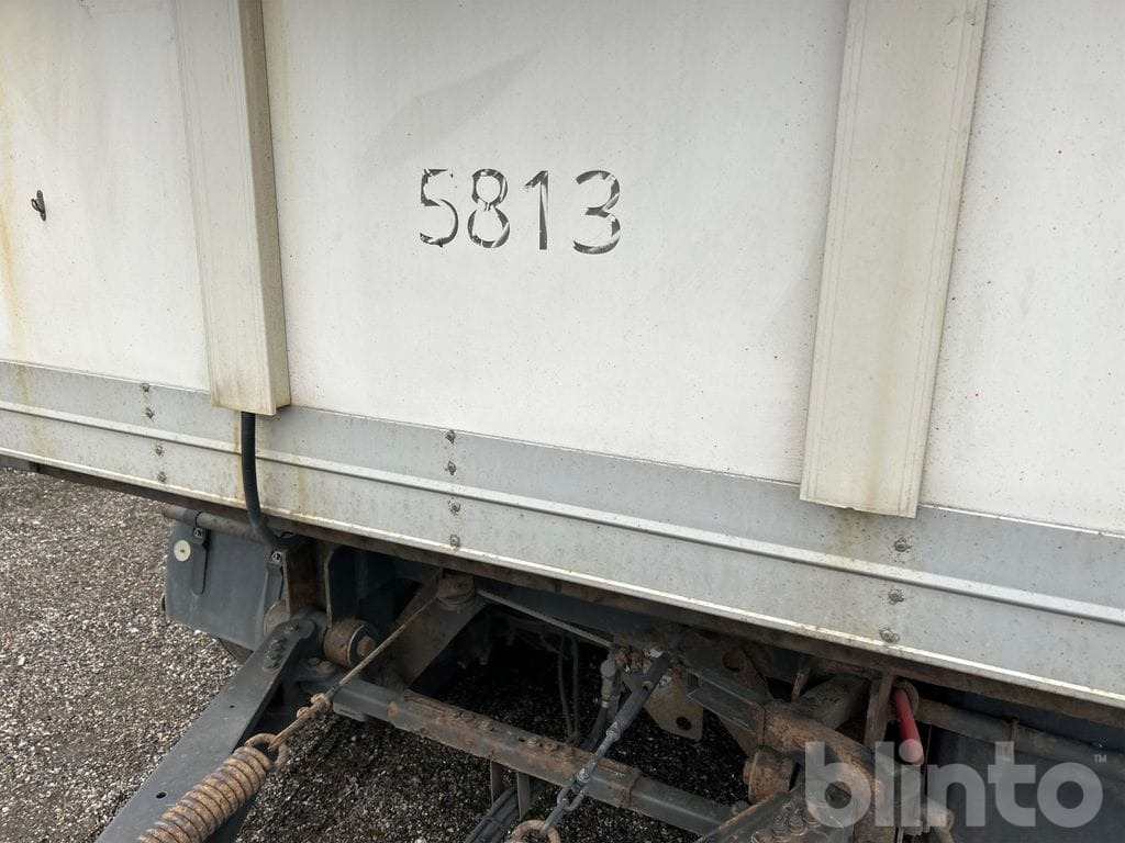 Frigorífico remolque HFR PF 36 - Nybesiktigad: foto 9 Frigorífico remolque HFR PF 36 - Nybesiktigad: foto 9