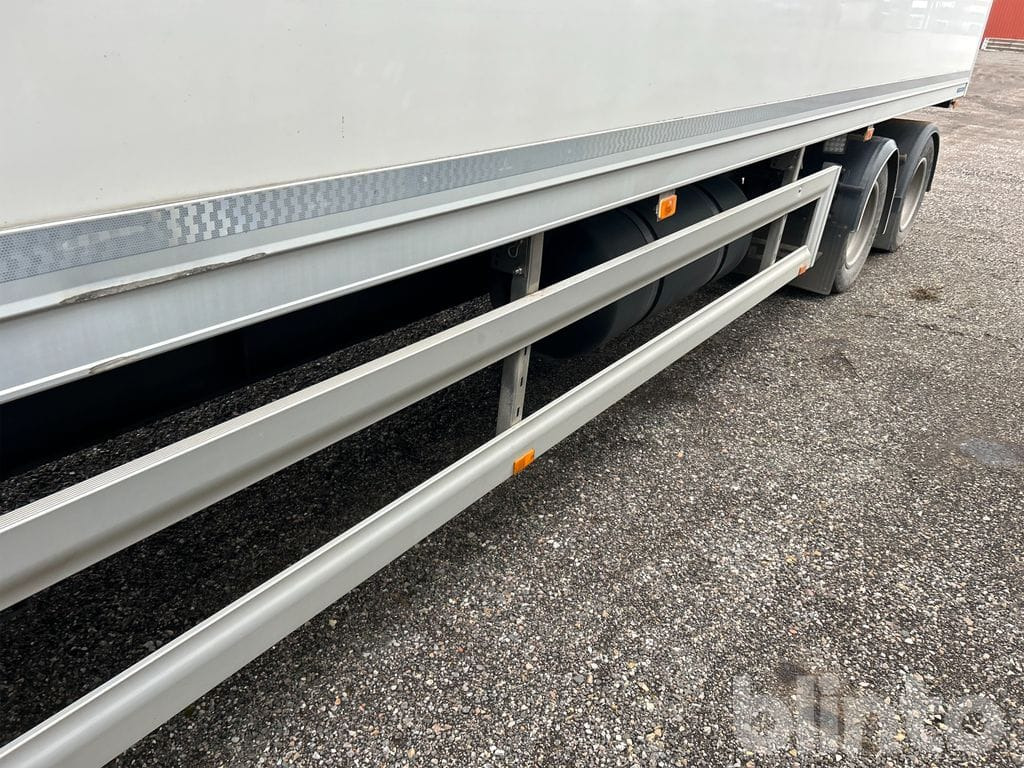 Frigorífico remolque HFR PF 36 - Nybesiktigad: foto 21 Frigorífico remolque HFR PF 36 - Nybesiktigad: foto 21