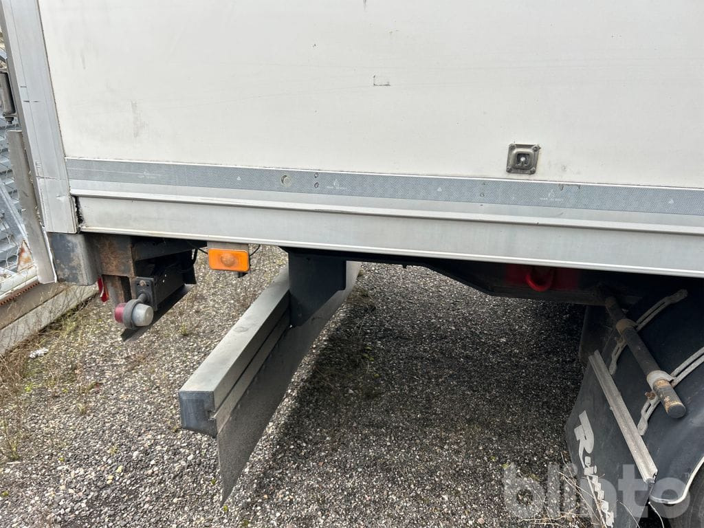 Frigorífico remolque HFR PF 36 - Nybesiktigad: foto 27 Frigorífico remolque HFR PF 36 - Nybesiktigad: foto 27