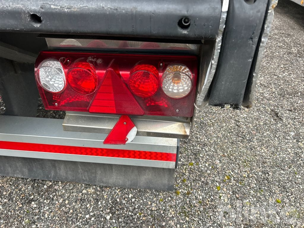 Frigorífico remolque HFR PF 36 - Nybesiktigad: foto 31 Frigorífico remolque HFR PF 36 - Nybesiktigad: foto 31