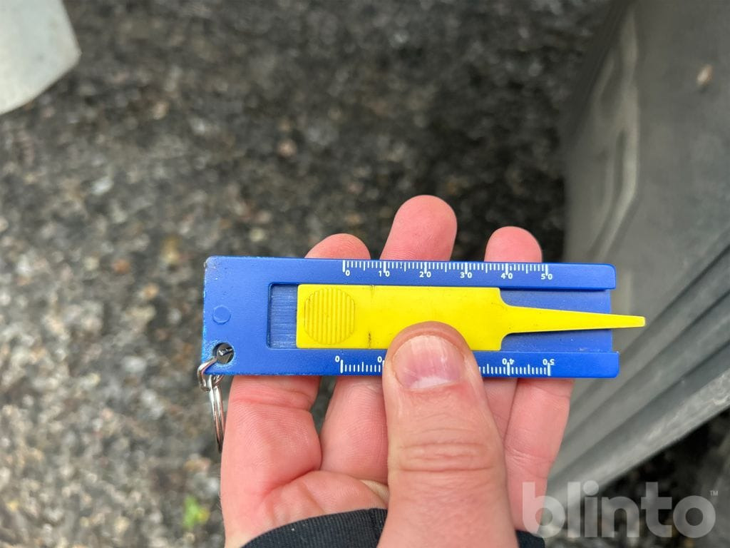 Frigorífico remolque HFR PF 36 - Nybesiktigad: foto 17 Frigorífico remolque HFR PF 36 - Nybesiktigad: foto 17