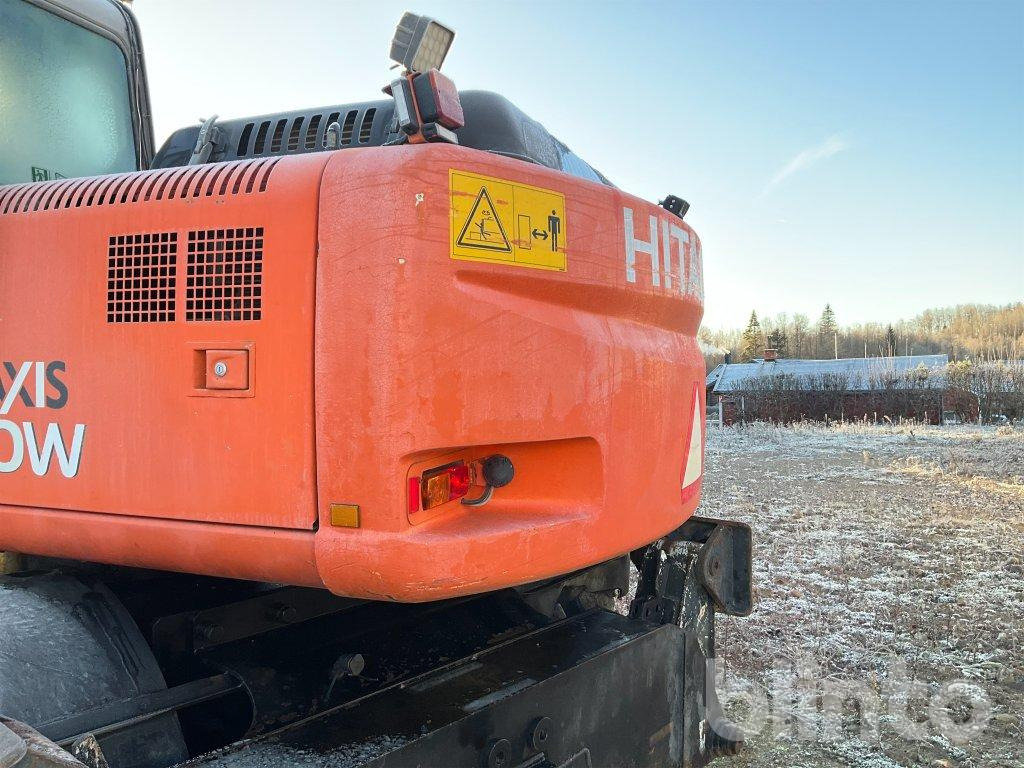 Excavadora de ruedas Hitachi ZX160W: foto 13 Excavadora de ruedas Hitachi ZX160W: foto 13