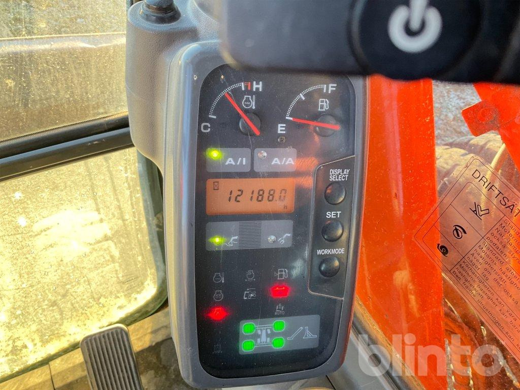 Excavadora de ruedas Hitachi ZX160W: foto 40 Excavadora de ruedas Hitachi ZX160W: foto 40