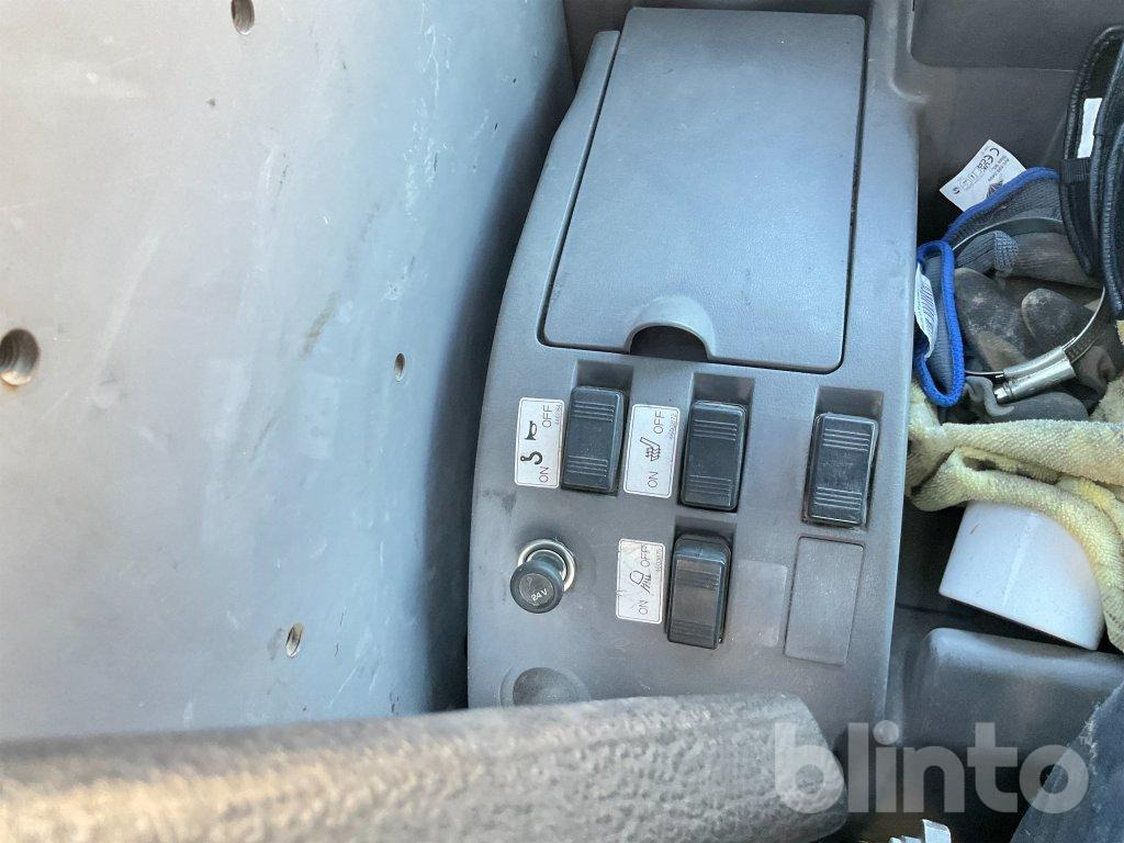 Excavadora de ruedas Hitachi ZX160W: foto 47 Excavadora de ruedas Hitachi ZX160W: foto 47