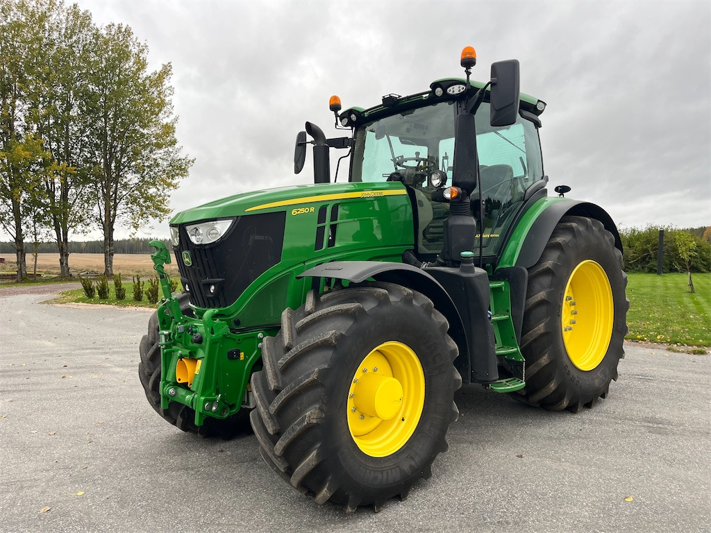 JOHN DEERE 6250R - Tractor: foto 1 JOHN DEERE 6250R - Tractor: foto 1
