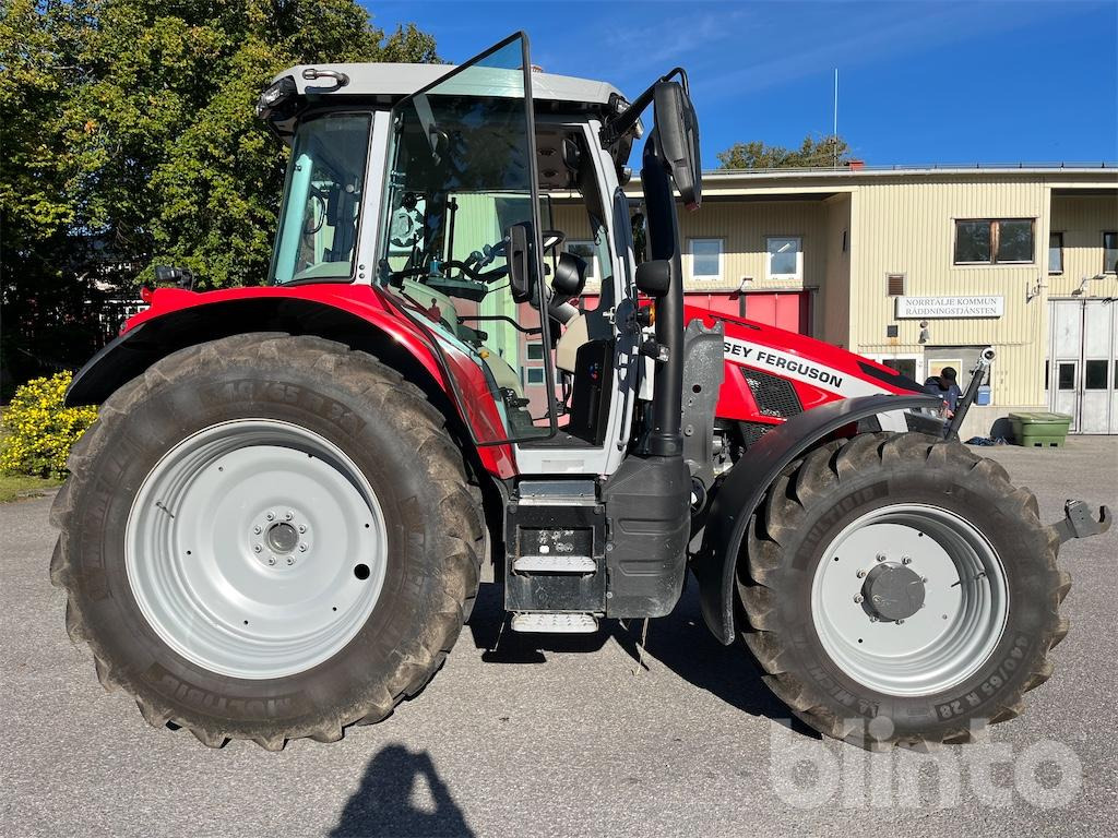 MASSEY FERGUSON MF 5S.145 - Tractor: foto 4 MASSEY FERGUSON MF 5S.145 - Tractor: foto 4