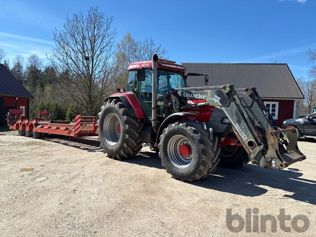 MC-CORMICK MTX 200 & Chieftain Trailer - Tractor: foto 3 MC-CORMICK MTX 200 & Chieftain Trailer - Tractor: foto 3