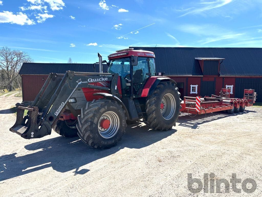 MC-CORMICK MTX 200 & Chieftain Trailer - Tractor: foto 1 MC-CORMICK MTX 200 & Chieftain Trailer - Tractor: foto 1